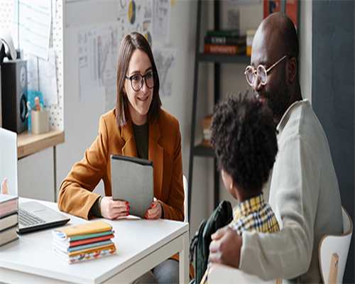 国内公立医院借卵做三代试管婴儿费用大概是多少？